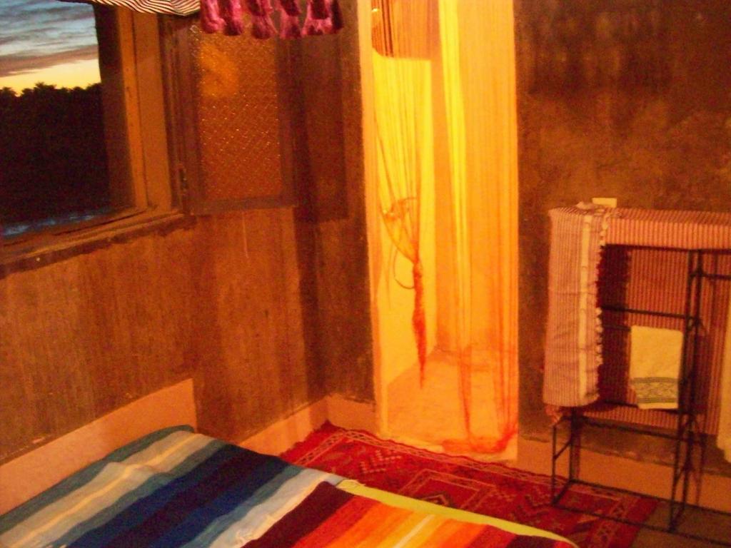 Auberge Toda Kasbah Tinfou Zaouia de Sidi el Mokhtar Ben Ali Eksteriør bilde